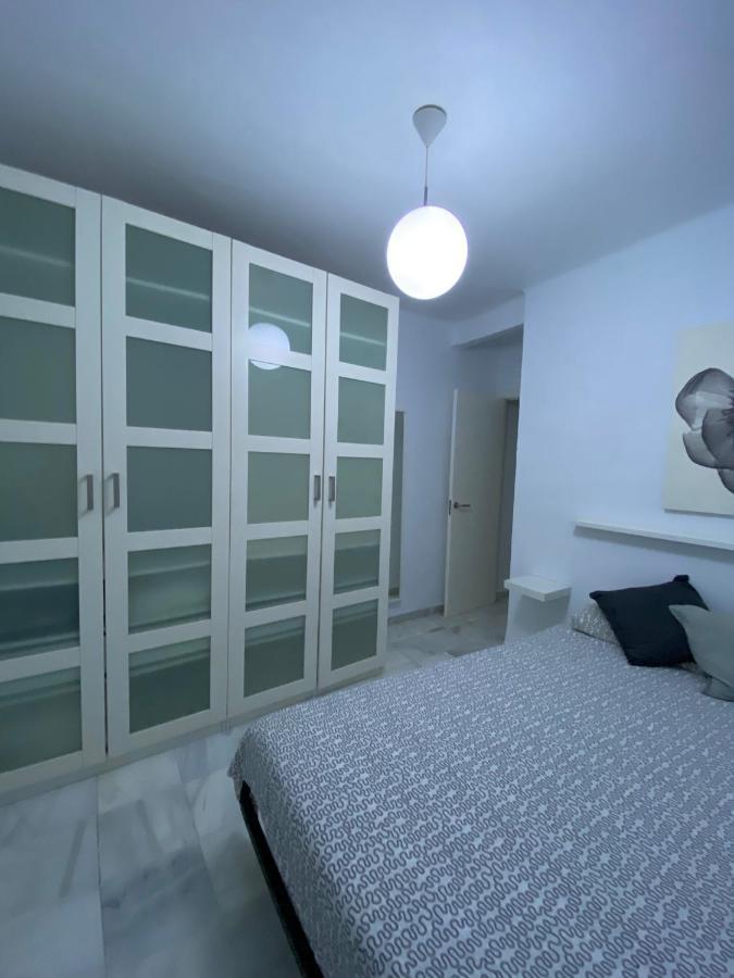 Beautiful Apartment In Historic City Center Séville Extérieur photo
